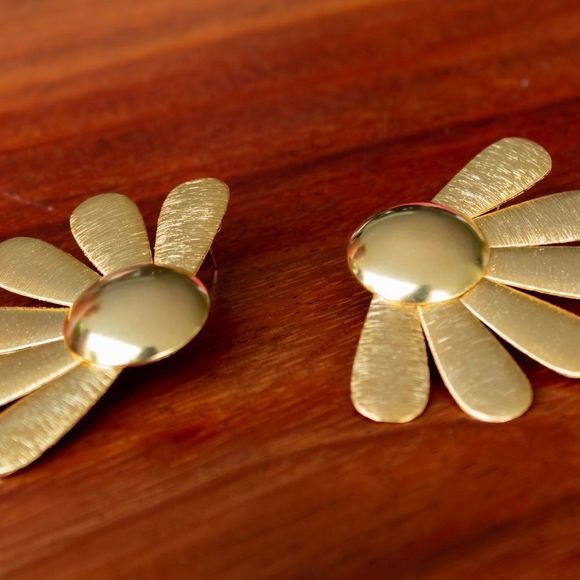 Handmade gold plated new earrings heavy thick metal - Picture 2 of 3